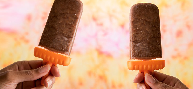 A los niños les encantarán estas deliciosas paletas como postre o bocadillo especial por la tarde.