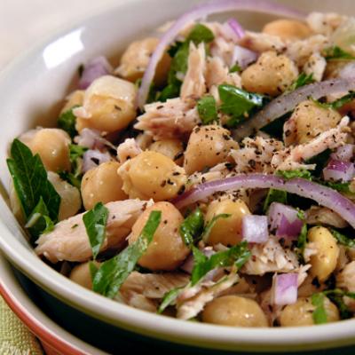 This salad is packed with protein and is a great lunch that will keep you full and focused for the rest of the day!