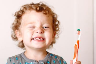 Cómo cuidar de los dientes de tu hijo.